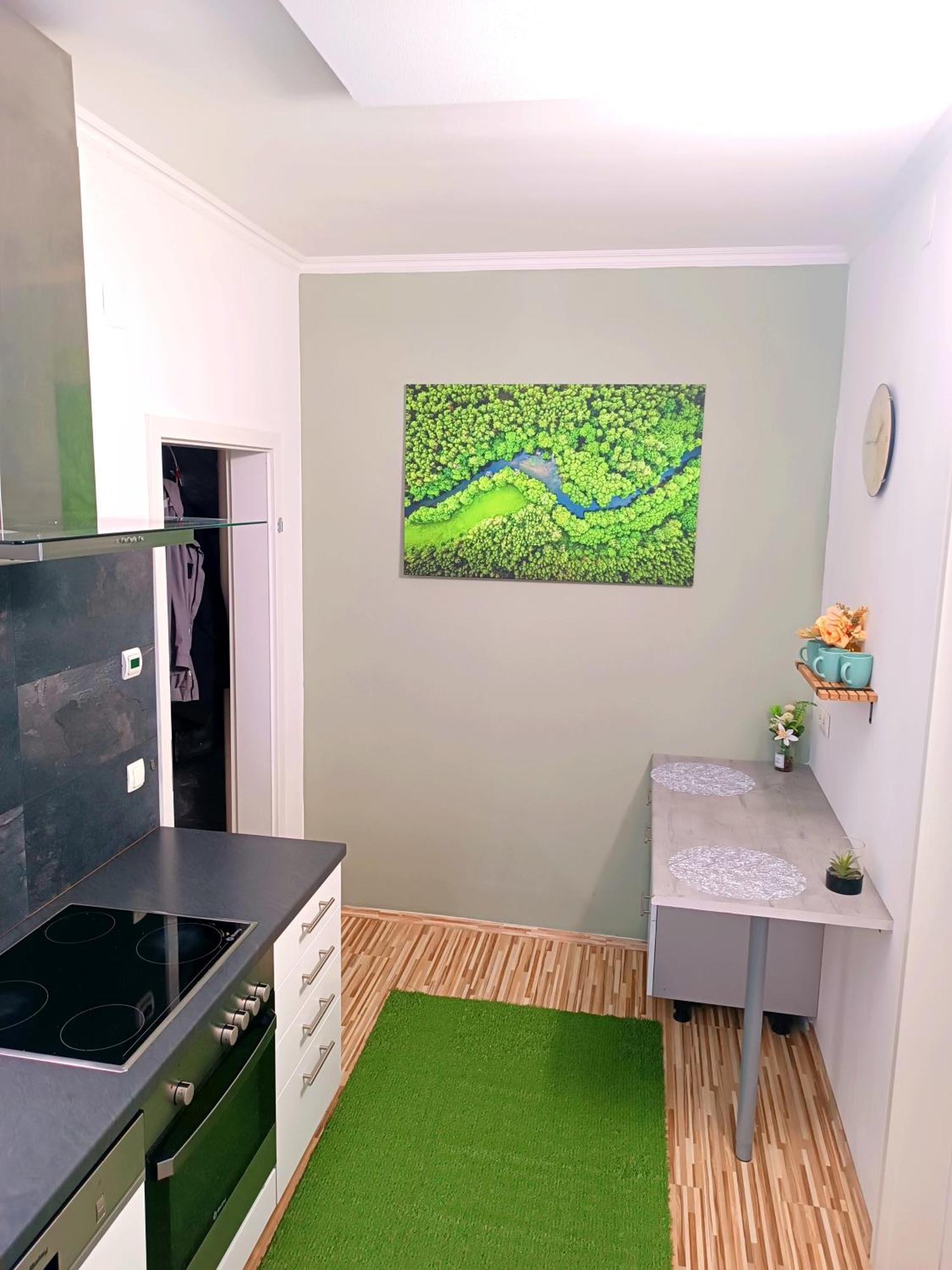Family Apartments 2 Room'S Centre Muerzzuschlag 外观 照片