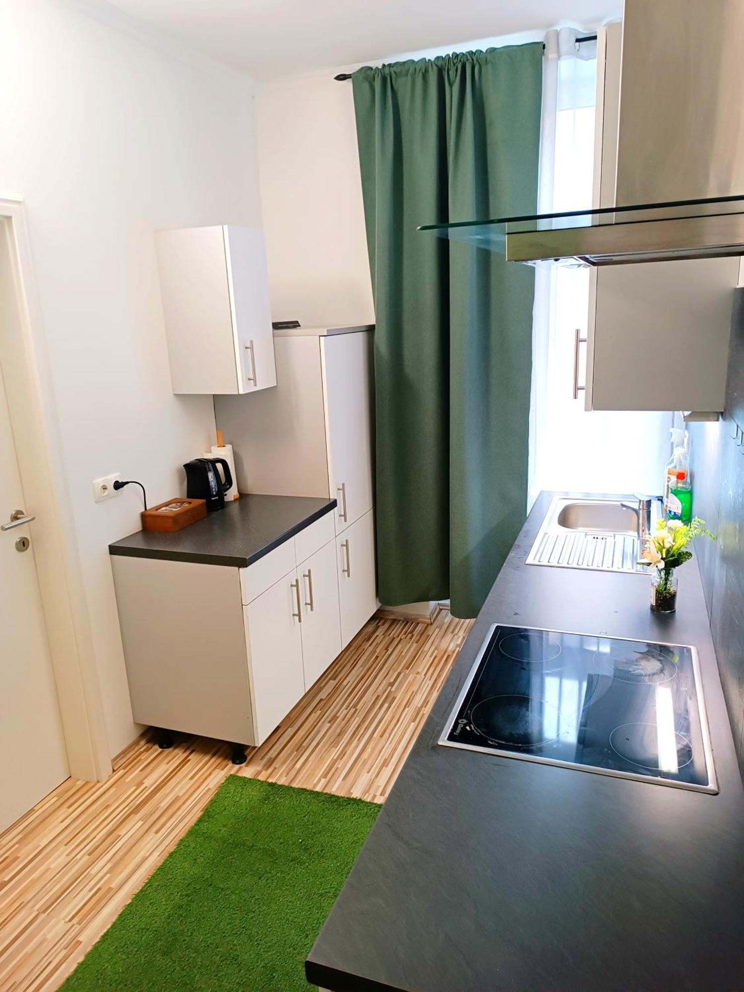 Family Apartments 2 Room'S Centre Muerzzuschlag 外观 照片